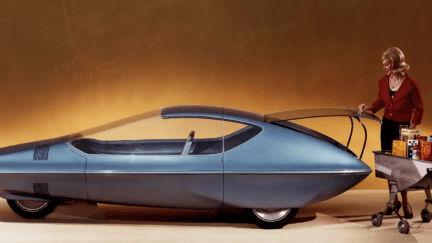 worlds fair 1969 futuristic car with white family